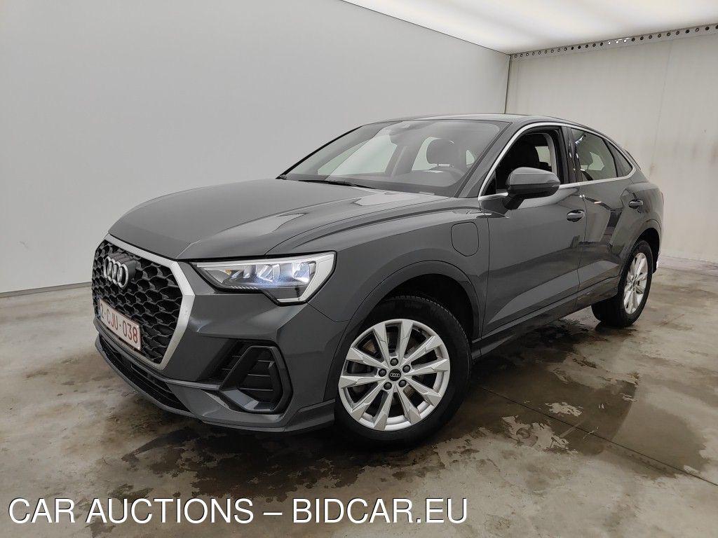 Audi Q3-sportback SPORTBACK 45 TFSI E S TRONIC 5D, 2022