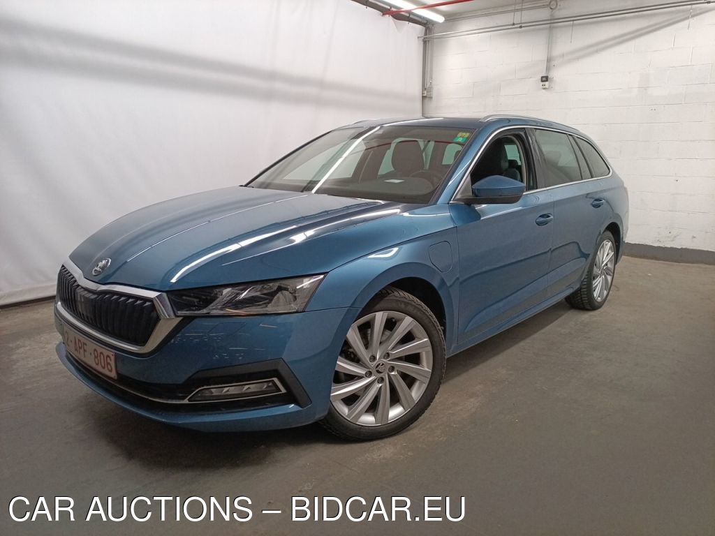 Skoda Octavia-combi-6 COMBI 1.4 TSI PHEV 150KW DSG6 CLEVER+ 5D, 2021