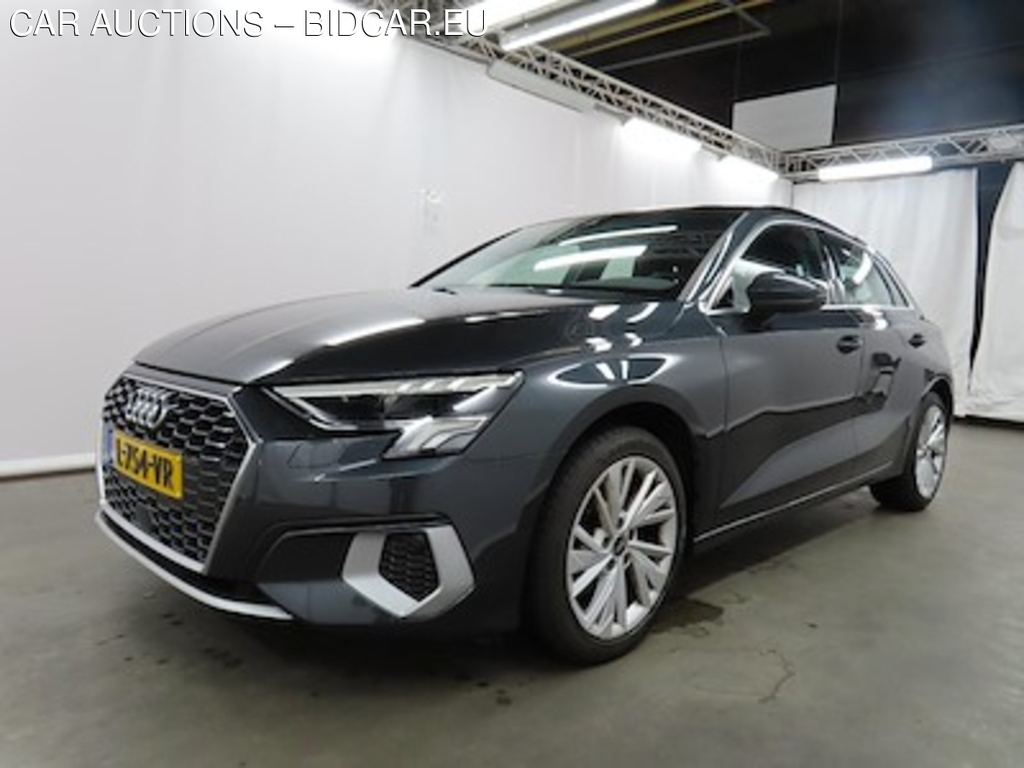 Audi A3 sportback 30 TFSI S tronic Business edition 5d - 12V BATTERY BROKEN