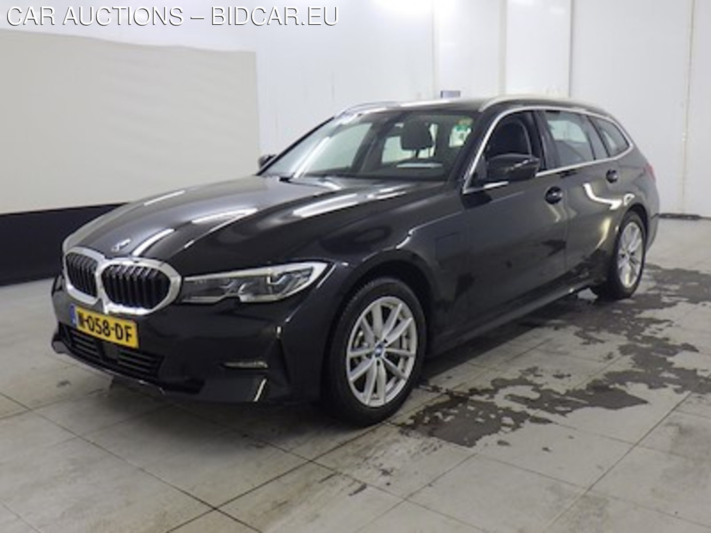 BMW 3 serie touring 330e xDrive Business Edition Plus 5d