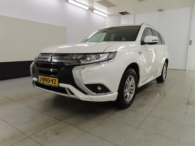 Mitsubishi Outlander PHEV Pure 5d