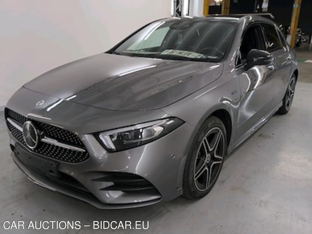 Mercedes-Benz Classe A 1.3 A 250 E DCT BUSINESS SOLUTION