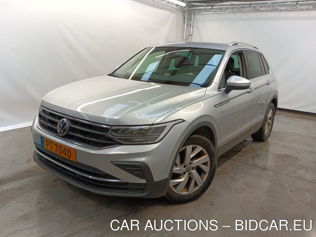 Volkswagen Tiguan-ax1 DIESEL - 2021 2.0 TDI 150 SCR LIFE BMT DSG 5D, 2021