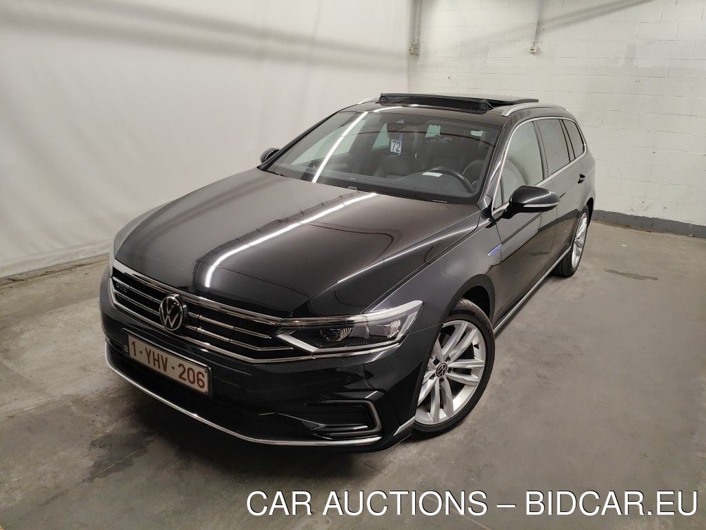 Volkswagen Passat-variant- VARIANT 1.4 TSI DSG6 GTE BUSINESS 5D, 2020