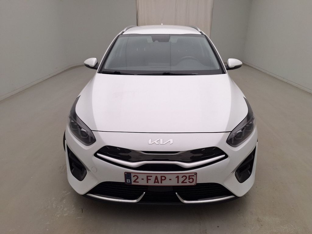 Kia Ceed-sportswago SW 18 PHEV. KIA CEED SW 1.6PHEV BUS.LINE DCT, 2024