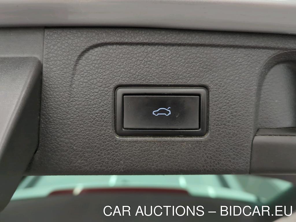 Volkswagen PASSAT 2.0 TDI SCR 122PS BUSINESS DSG