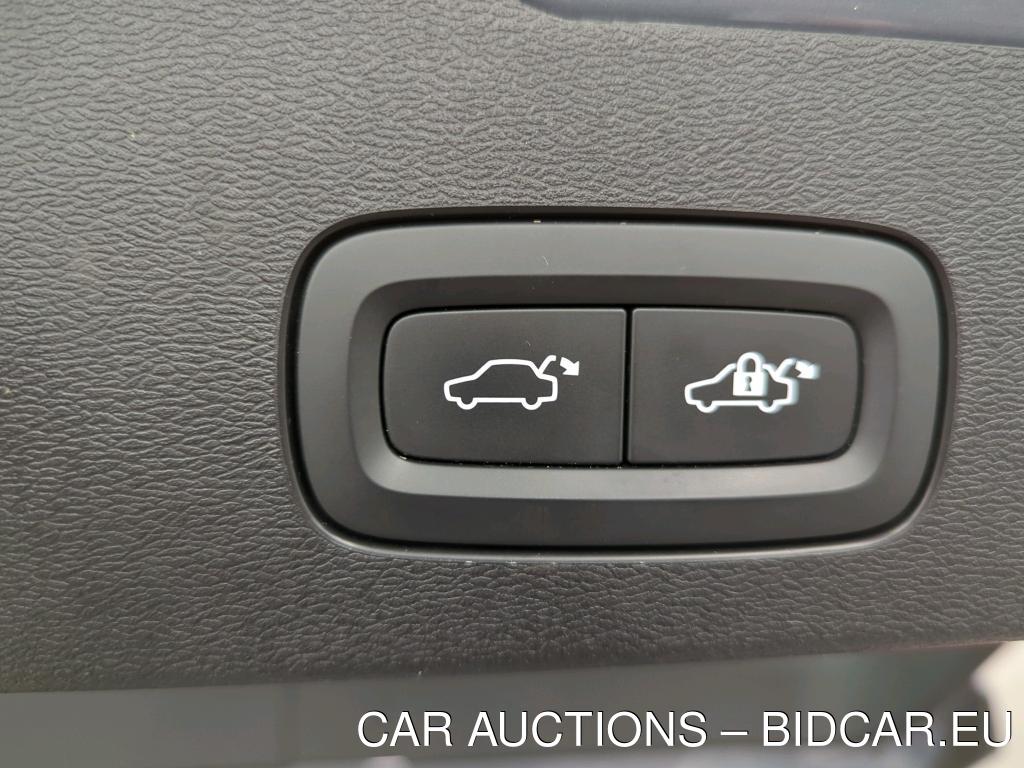 Volvo V60 2.0 B4 DIESEL MOMENTUM GEARTRONIC