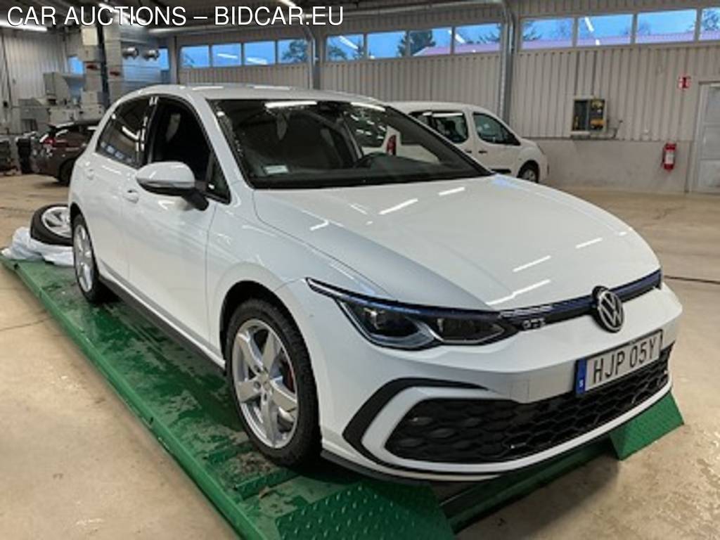 Volkswagen Golf GTE Plug-in 245hk Nav