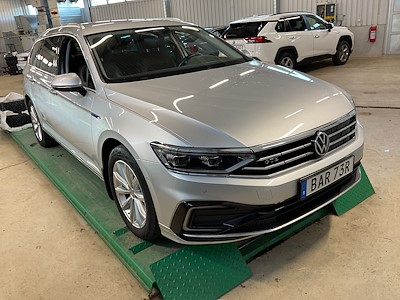 Volkswagen Passat 218hk Plug-in Executive Business Easy parkpkt