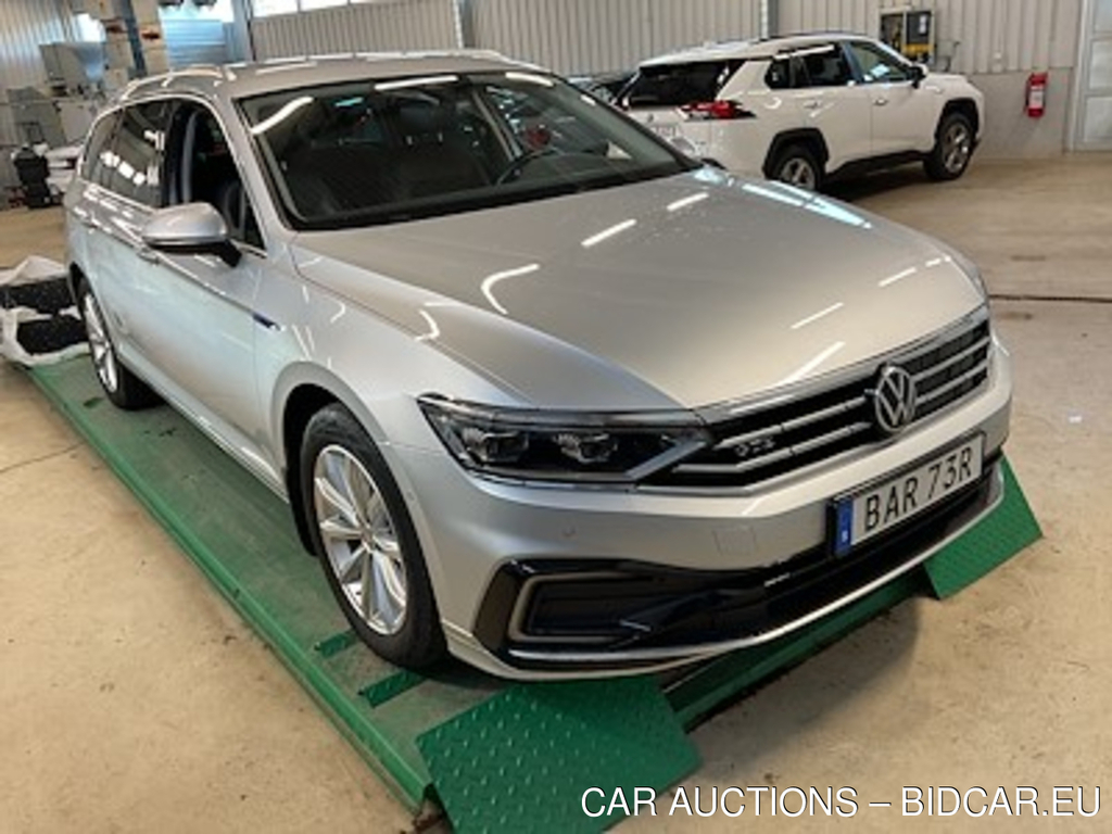 Volkswagen Passat 218hk Plug-in Executive Business Easy parkpkt