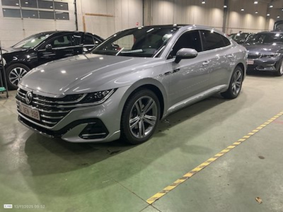Volkswagen ARTEON 1.4 EHYBRID DSG R-LINE