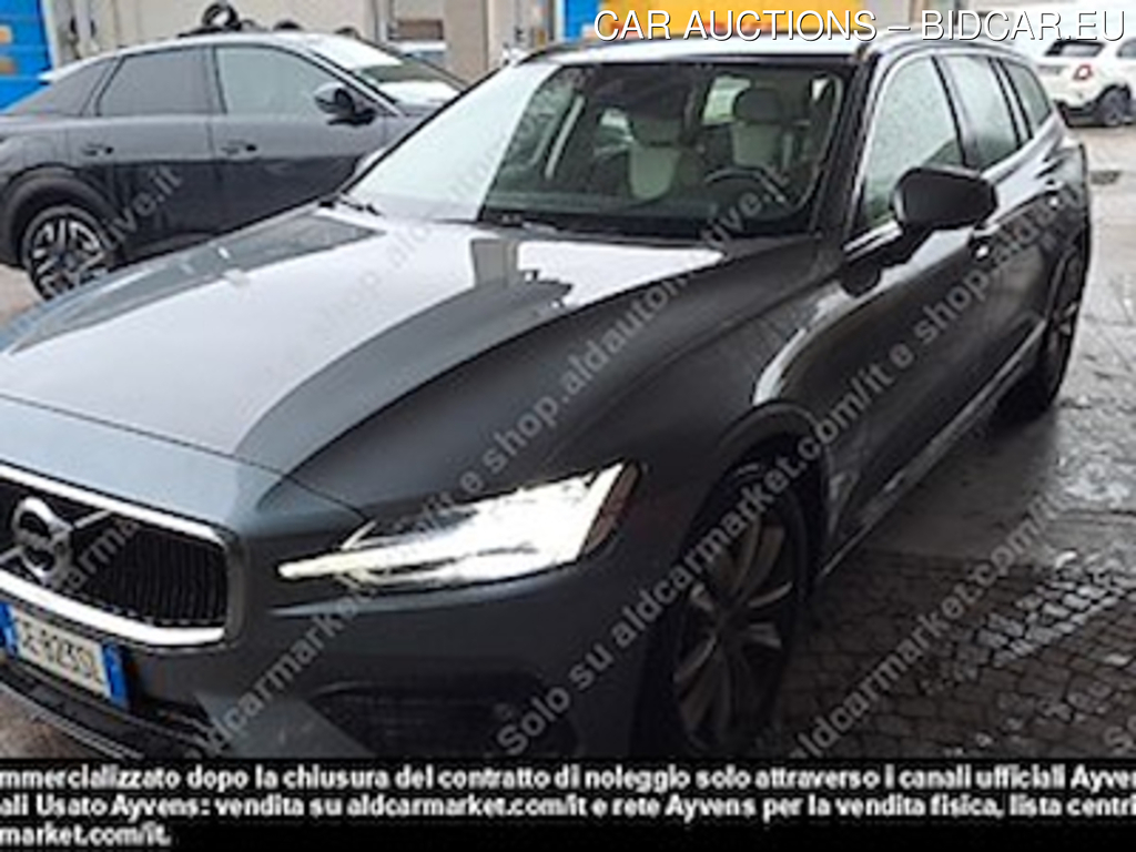 Volvo v60 PC B4 D autom.mom.business -