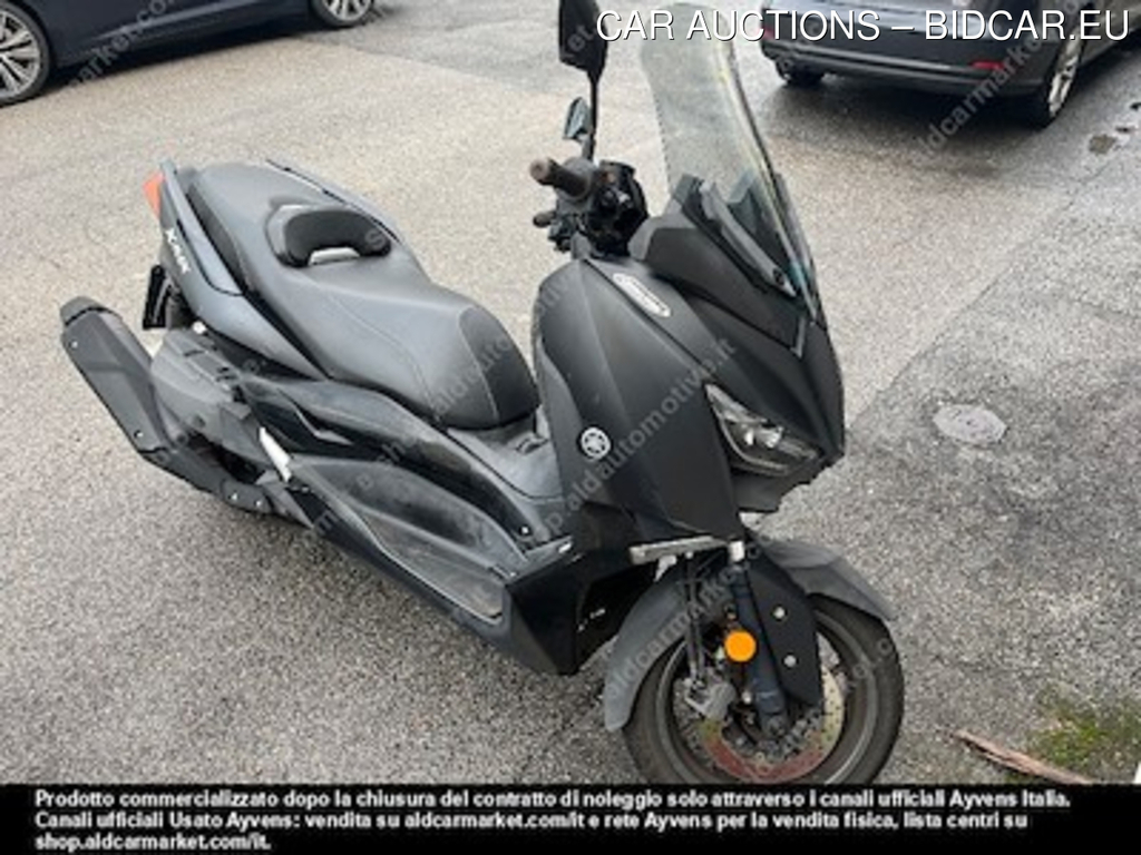 YAMAHA xmax 400 iron max motociclo -