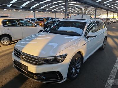 Volkswagen Passat VARIANT 1.4 TSI PLUG-IN-HYBRID DSG GTE, 2020