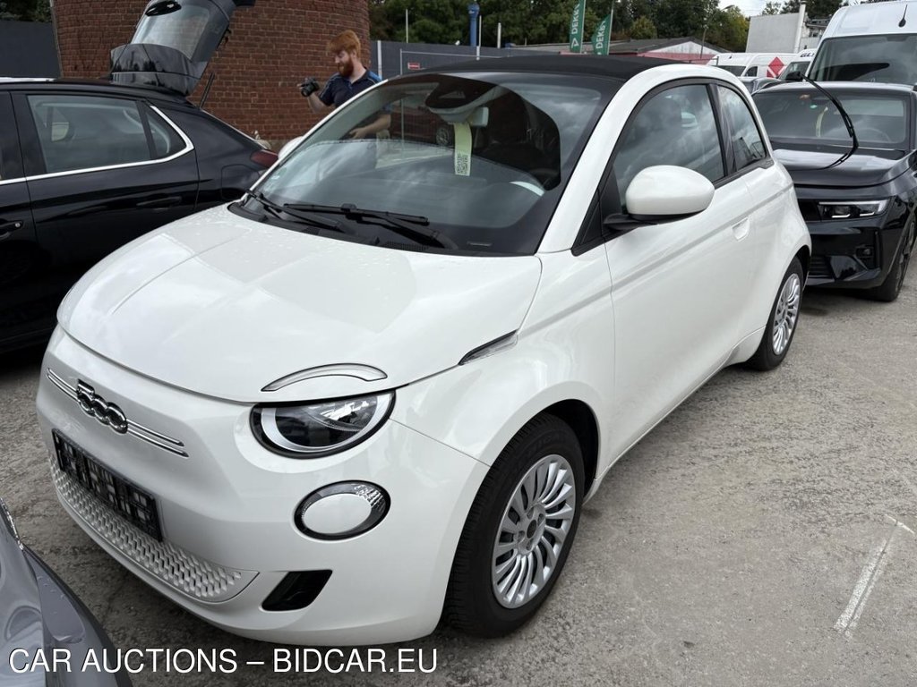 Fiat 500e C, 2023
