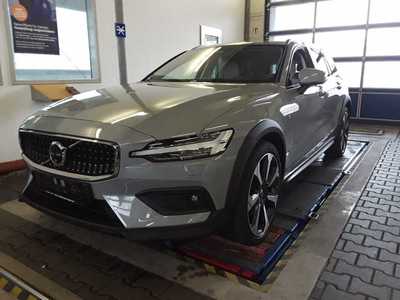 Volvo V60 CROSS COUNTRY B4 D AWD Plus, 2023