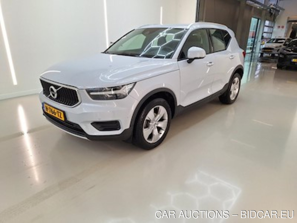 Volvo XC40 T3 Geartronic Momentum Pro