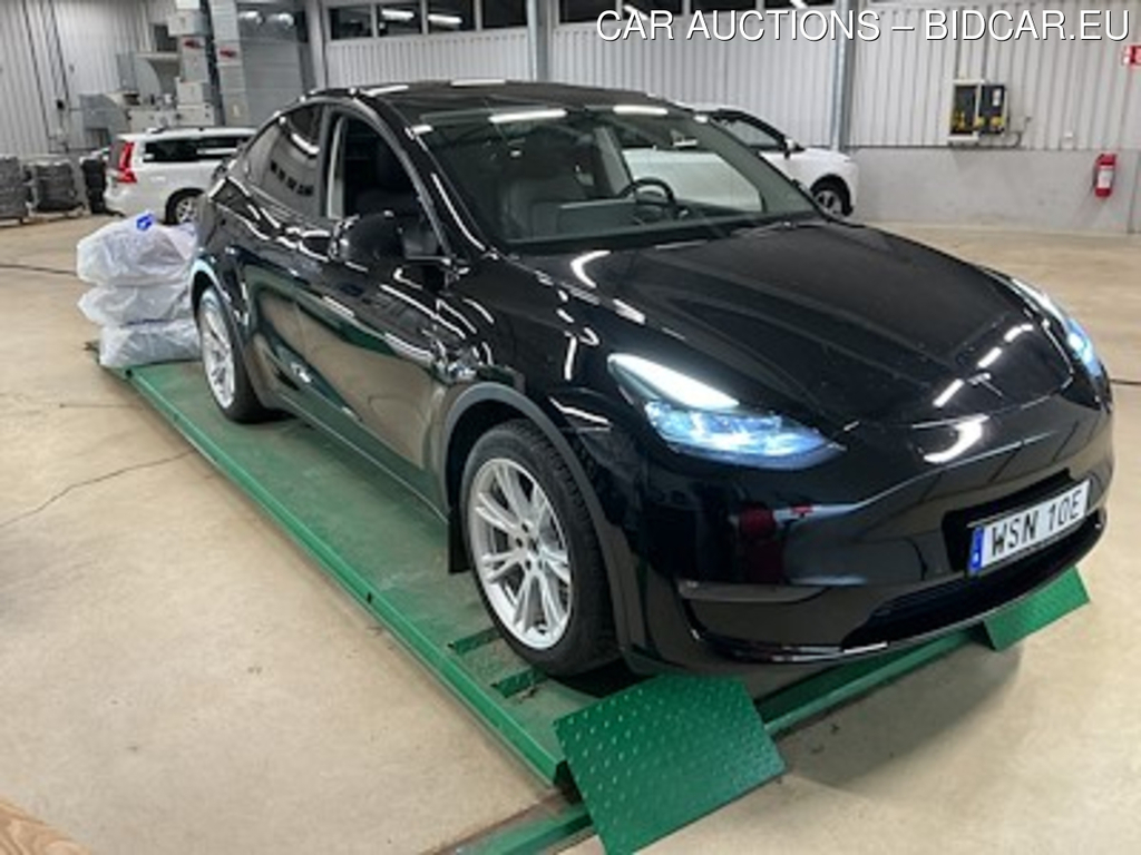 Tesla Model Y Long Range 514hk AWD