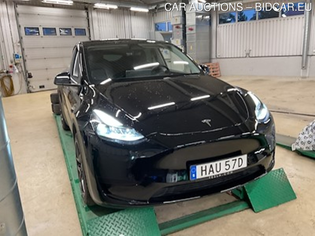 Tesla Model Y Long Range RWD 347hk Pano