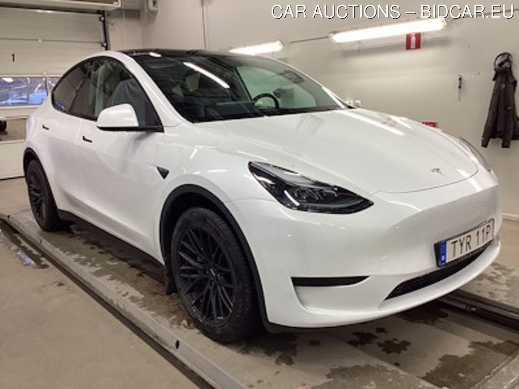 Tesla Model Y Standard Range 299hk RWD