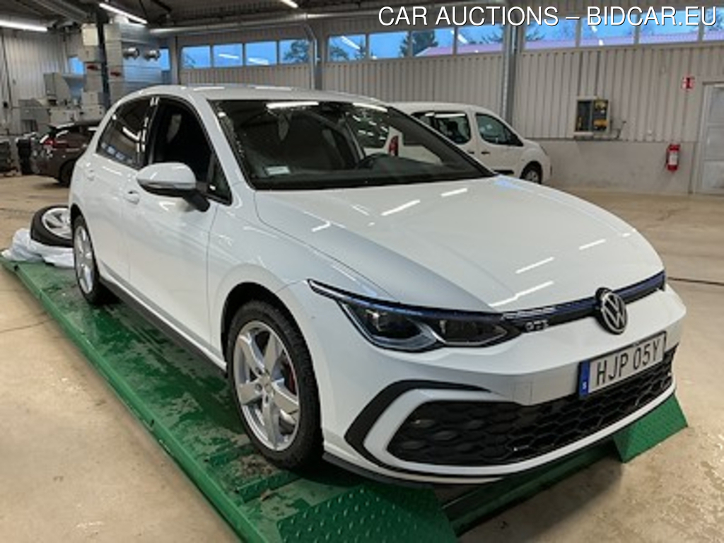 Volkswagen Golf GTE Plug-in 245hk Nav