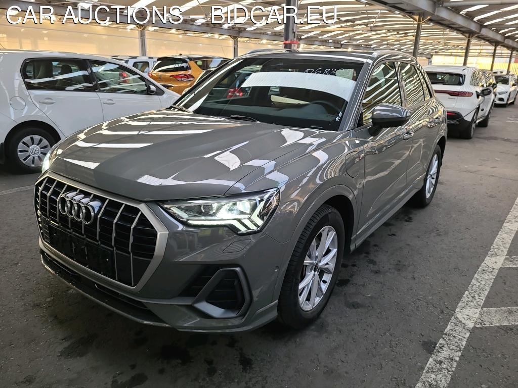 Audi Q3 45 TFSIE S TRONIC S line, 2021