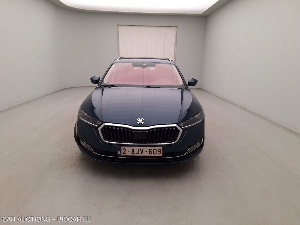 SKODA Octavia-combi-6 COMBI 20. SKODA OCTAVIA COMBI 2.0 CRTDI 110KW DSG7 AMBITION, 2021