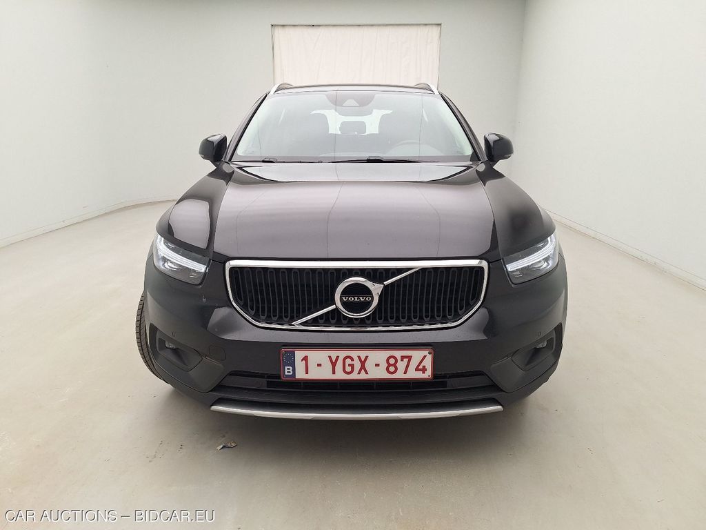 Volvo Xc40 17. VOLVO XC40 D3 MOMENTUM PRO 5D, 2020