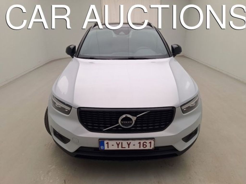 Volvo Xc40 17. VOLVO XC40 T3 GEARTRONIC R-DESIGN 5D, 2020