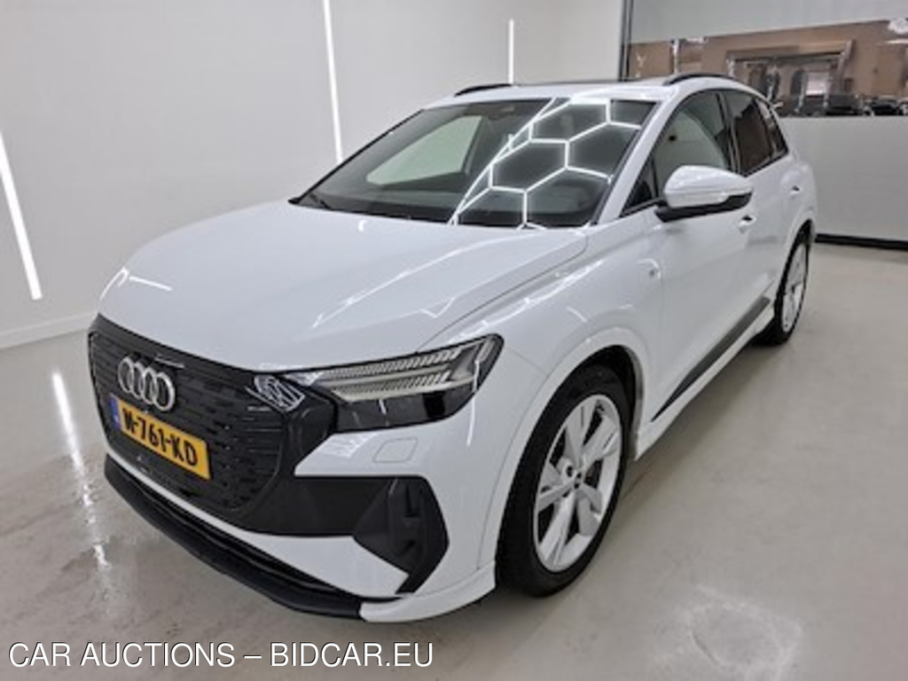 Audi Q4 e-tron 40 Launch edition S Competition 5d Onze Deal