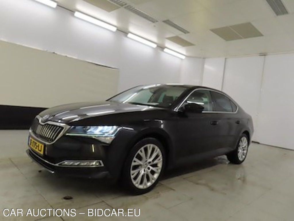 Skoda SUPERB 1.5 TSI ACT DSG Business Edition 5d