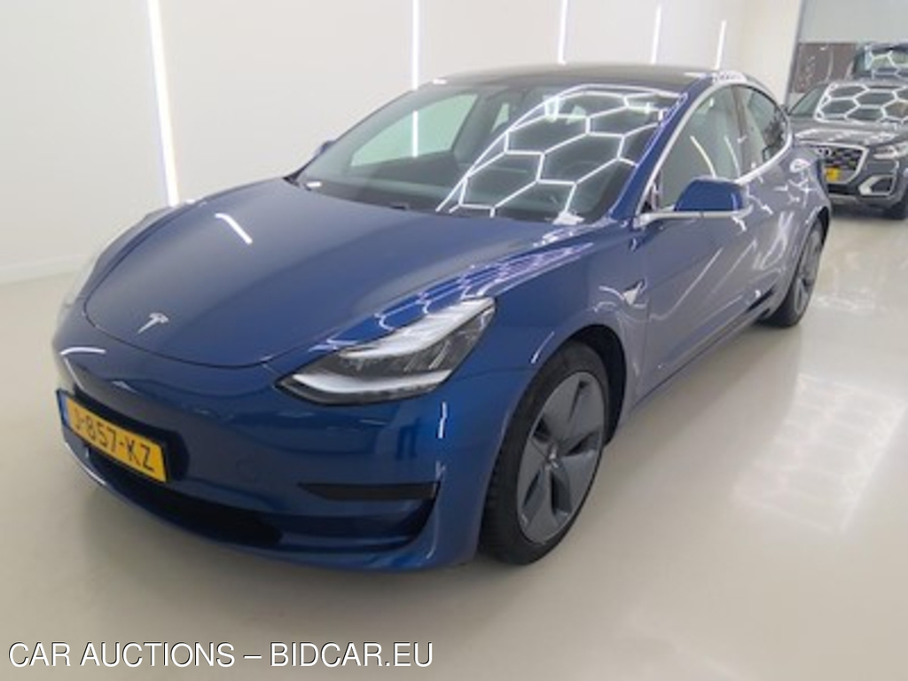 Tesla Model 3 Standard Range Plus RWD