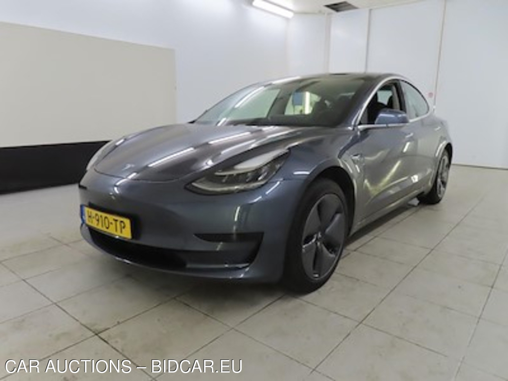 Tesla Model 3 Standard Range Plus RWD