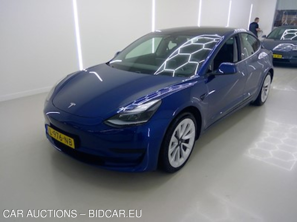 Tesla Model 3 Standard Range Plus RWD 4d