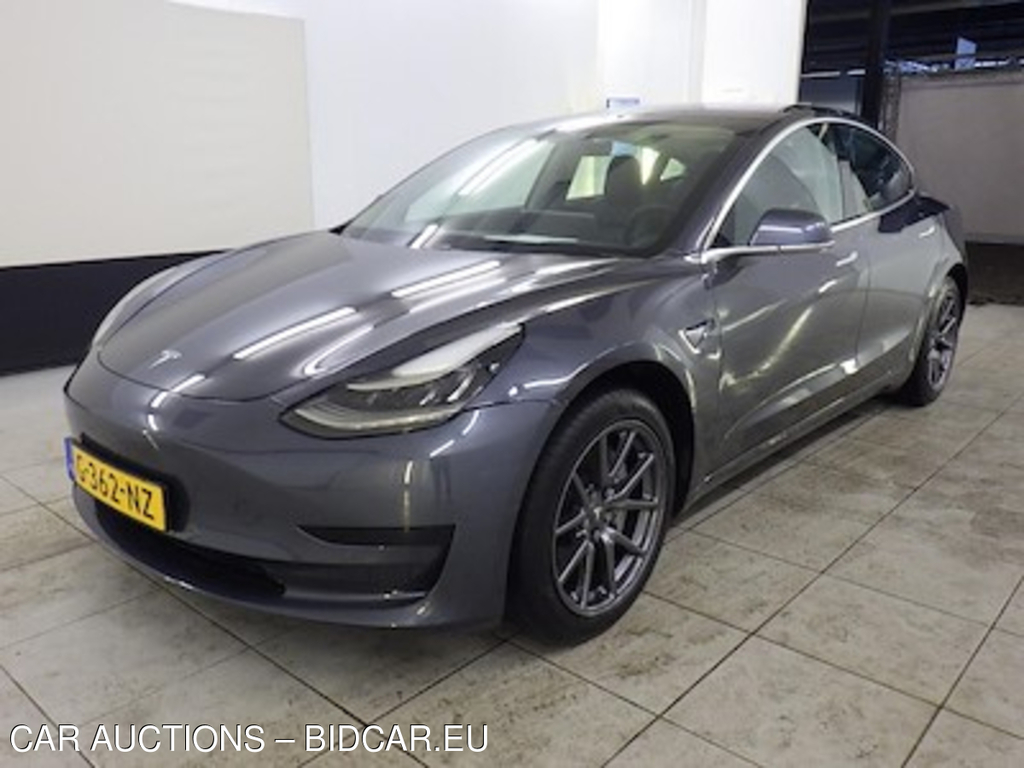 Tesla Model 3 Standard Range Plus RWD 4d