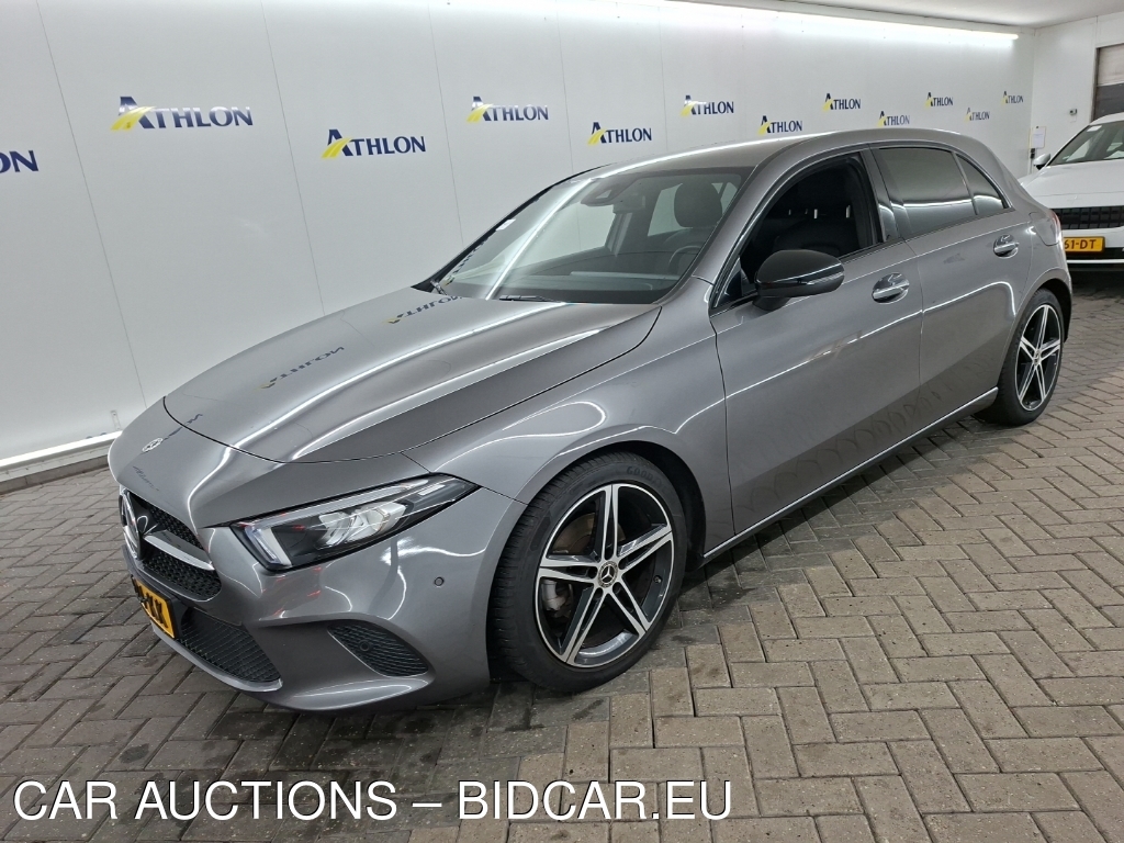 Mercedes A-klasse 1.3 A 180 DCT LUXURY LINE 5D 100KW, 2023