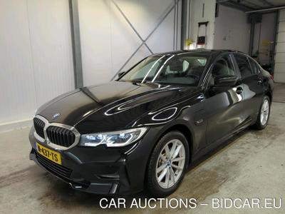 BMW 320 EA 150kW PHEV Business Edition Plus, 2021