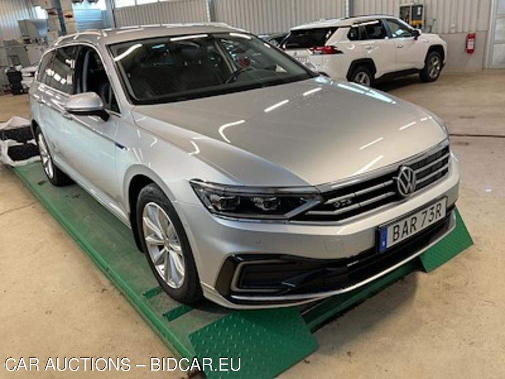 Volkswagen Passat 218hk Plug-in Executive Business Easy parkpkt