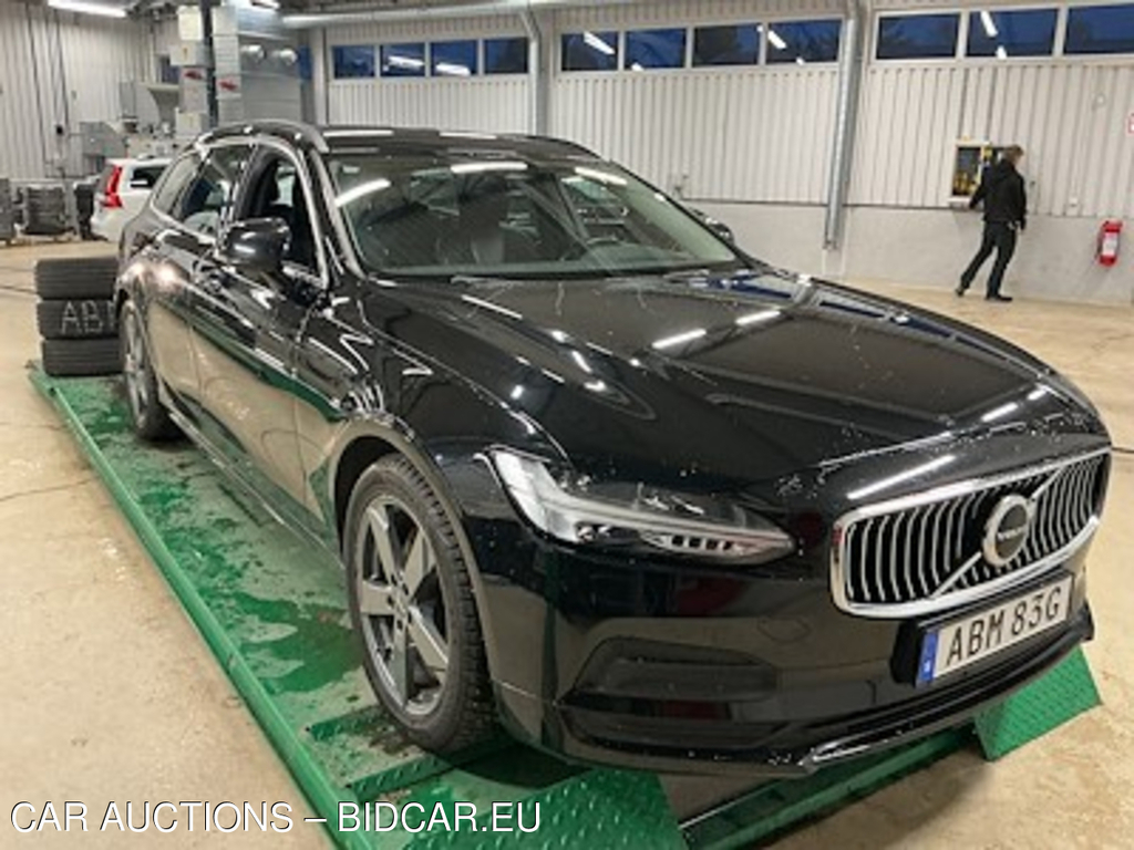 Volvo V90 B4 197hk Momentum Adv SE Parkering Aut Drag