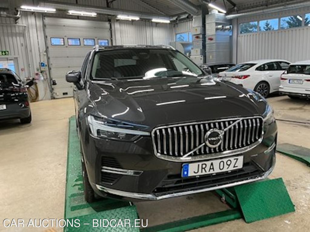Volvo XC60 Recharge T6 AWD 350hk Ultimate Bright Panorama Drag