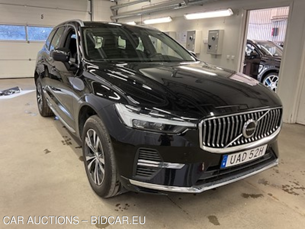 Volvo XC60 T6 Recharge AWD Core Edition Panorama Kamera Drag