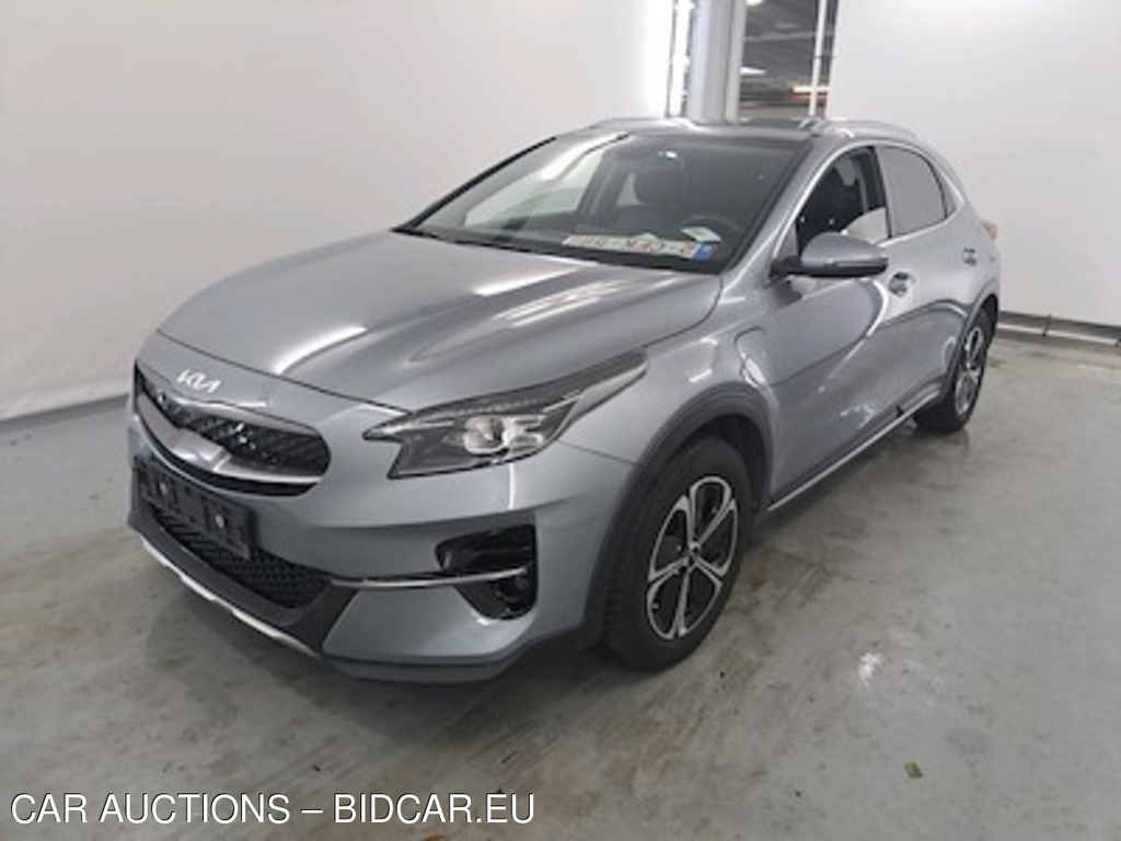 Kia XCEED 1.6 GDI PHEV DCT BUSINESS LINE