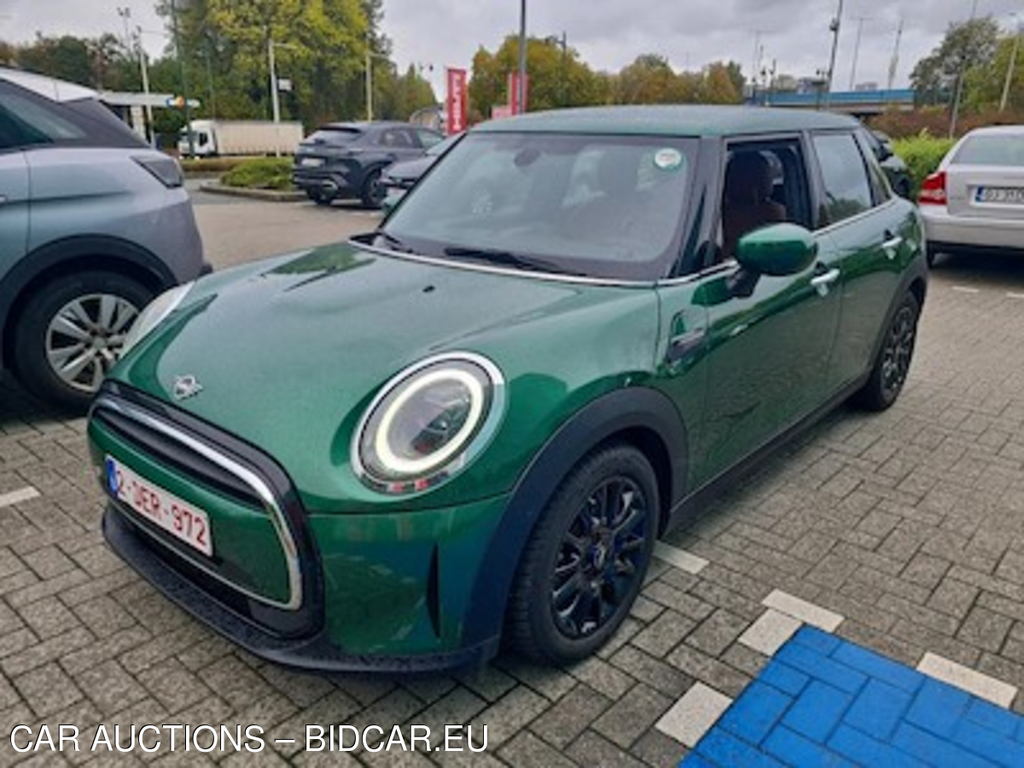 MINI 5 door 1.5 COOPER AUTO