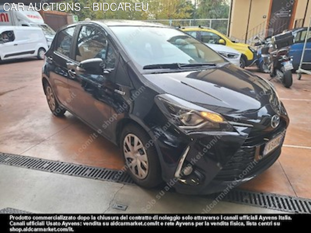 Toyota yaris 1.5 hybrid business hatchback -