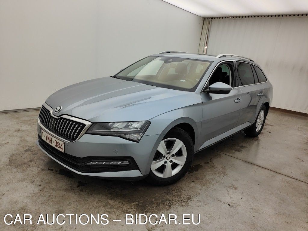 Skoda Superbcombi-3v5 1.6 COMBI 1.6 CRTDI 88KW DSG7 AMBITION 5D, 2020