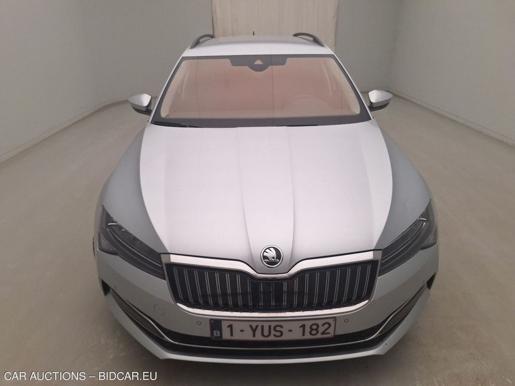 SKODA Superbcombi-3v5 1.4 COMBI FL19. SKODA SUPERB COMBI 1.4 TSI IV 160KW DSG6 AMBITION, 2020