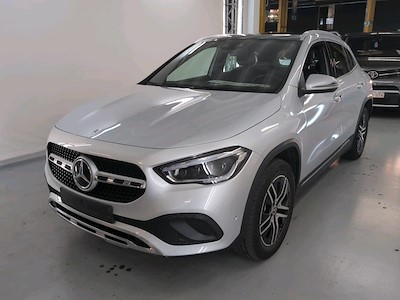 Mercedes-Benz GLA 1.3 GLA 250 E DCT BUSINESS SOLUTION