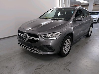 Mercedes-Benz GLA 2.0 GLA 180 D DCT BUSINESS SOLUTION ESS