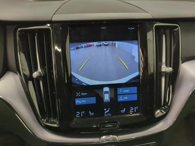 Volvo XC60 2.0 D4 MOMENTUM GEARTRONIC AUTO 4WD