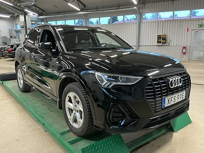 Audi Q3 45 TFSI e 245hk S line Svart optik Evolution